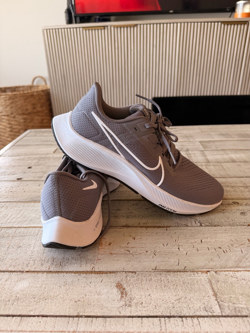 Nike Women's Gray air zoom pegasus